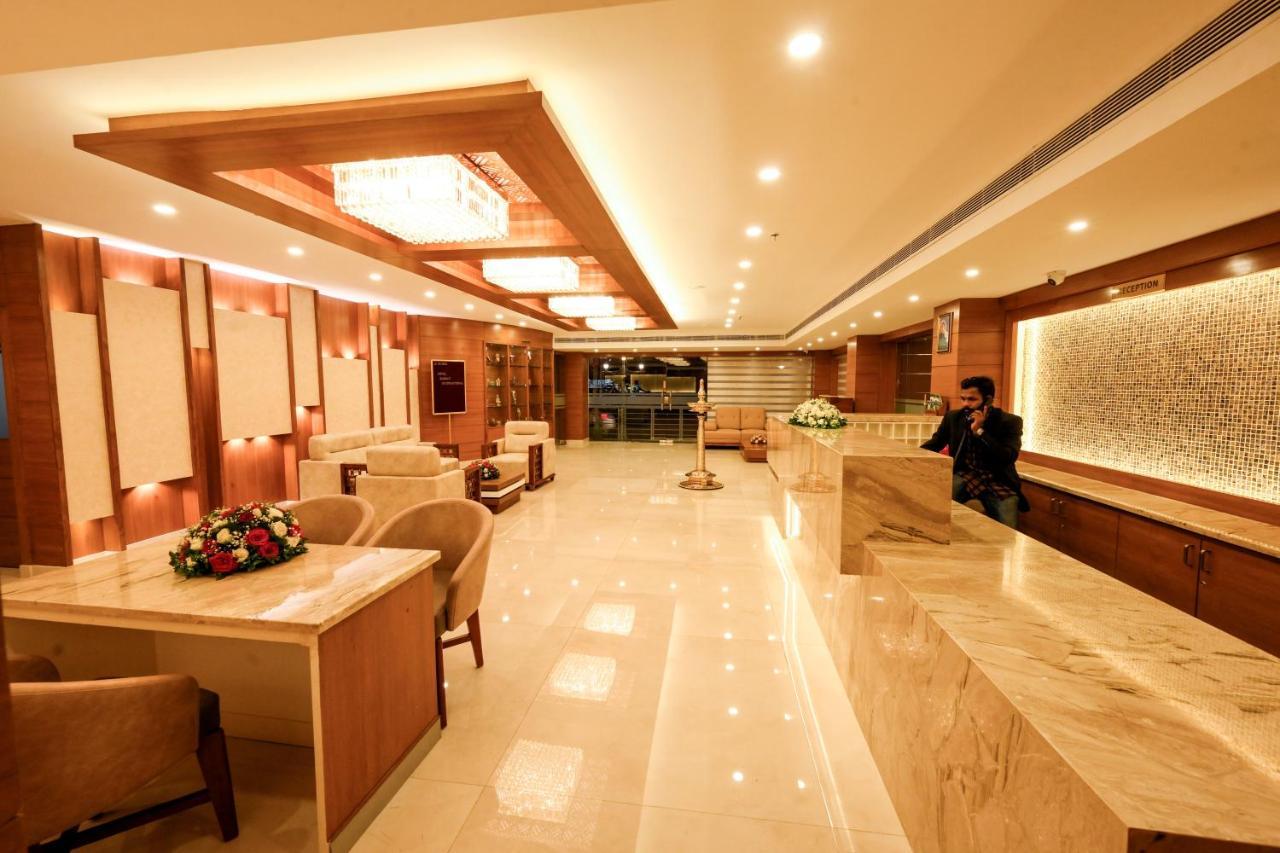 Hotel Kabani International Muvattupuzha Luaran gambar