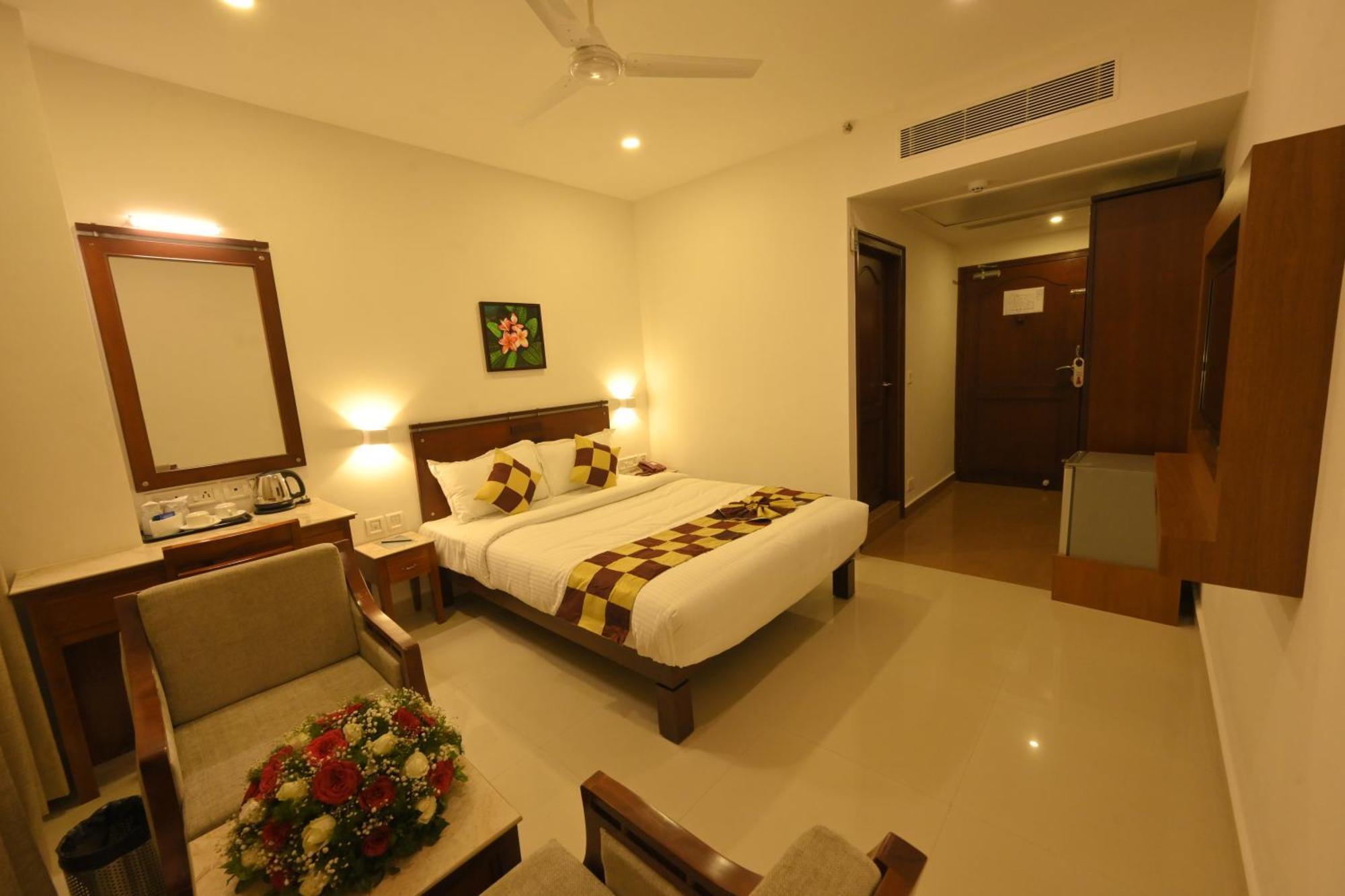Hotel Kabani International Muvattupuzha Luaran gambar